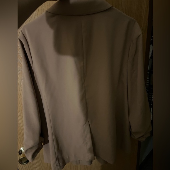 Lauren Conrad Beige Blazer - Picture 4 of 4